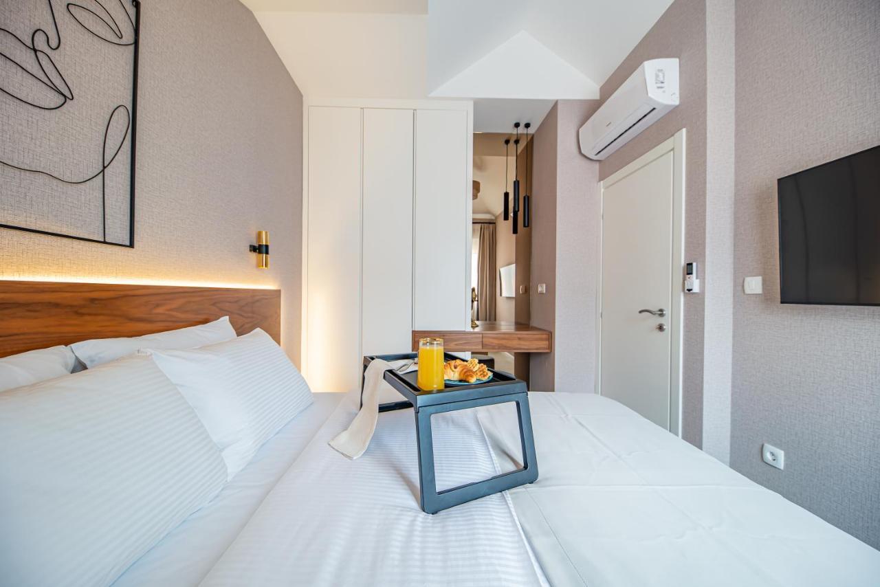 Enyana Luxury Suites Kotor Exterior foto